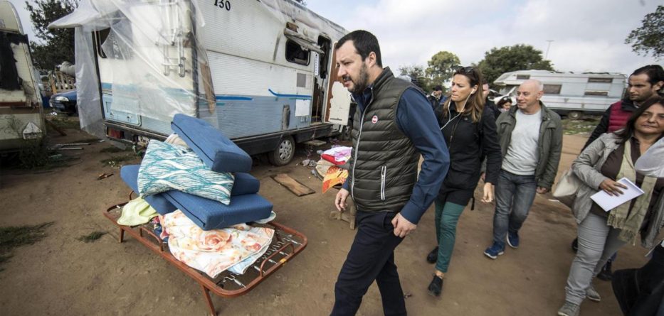 Campi rom, tensione tra Bruxelles e Salvini