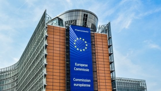 Manovra fiscale bocciata dalla Commissione UE